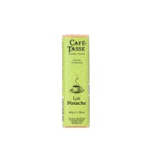 Café-Tasse lait pistache chocolate bar white background 